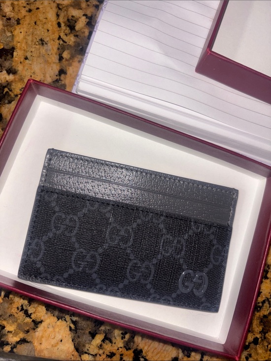 Gucci Accessories - Gucci card holder new in box